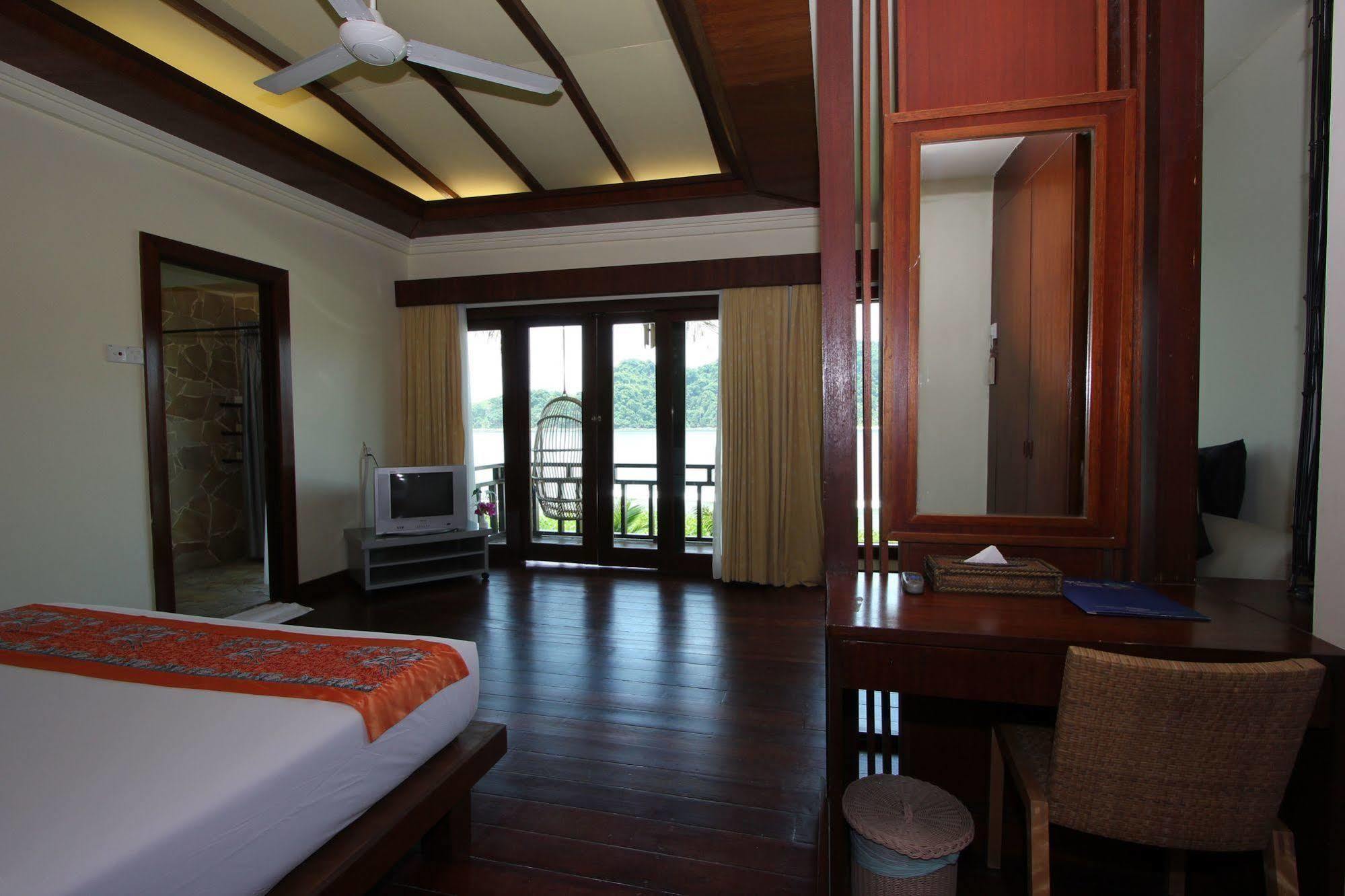 Gem Island Resort & Spa Pulau Gemia Exteriér fotografie